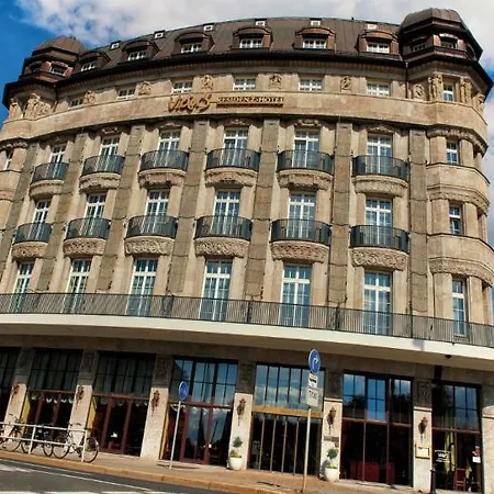 Victor's Residenz-hotel Hotel 4*